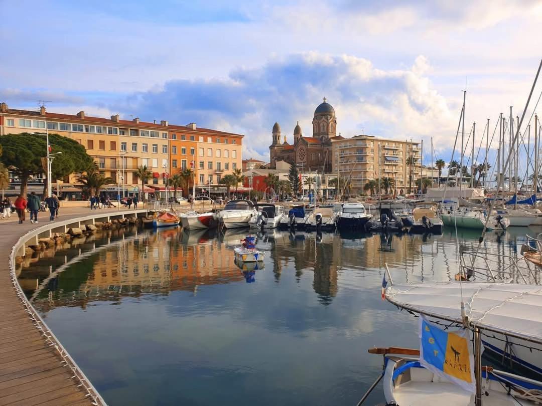 Jolie Villa Lalou Cote D'Azur Trois Chambres Fréjus Екстериор снимка